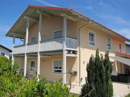 Foto - Haus zum Kaufen in Tittmoning, Hüttenthaler Feld 825.000,00 € 158 m²