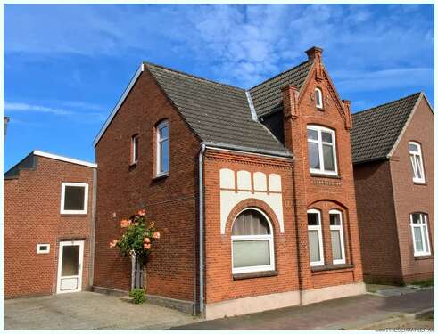Foto - Haus zum Kaufen in Husum 358.000,00 € 160.53 m²