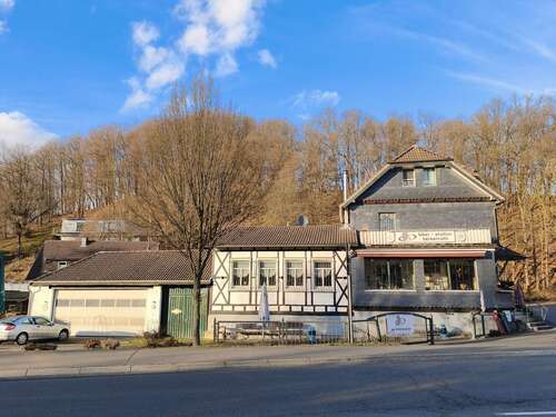 Foto - Haus zum Kaufen in Nümbrecht 329.000,00 € 260 m²