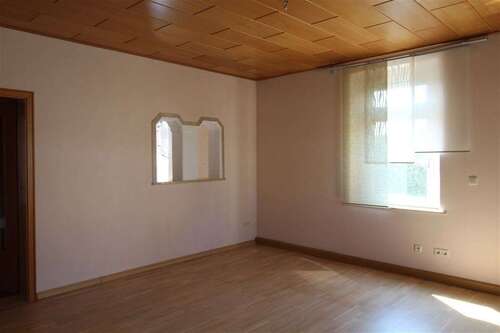 Foto - Haus zum Kaufen in Hohenstein-Ernstthal 265.000,00 € 290 m²