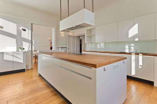 Foto - Haus zum Kaufen in Wiesbaden 2.550.000,00 € 314 m²