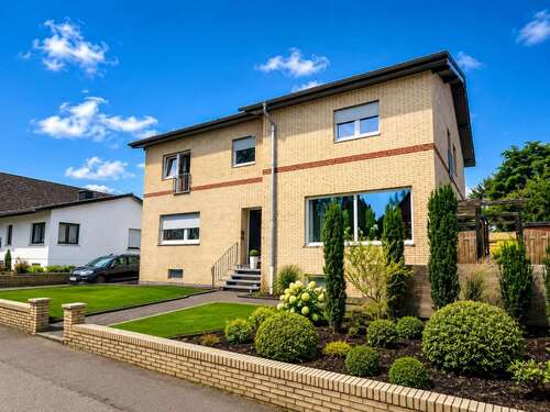 Foto - Haus zum Kaufen in Heinsberg Braunsrath 269.000,00 € 250 m²