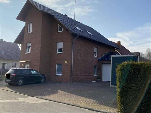 Foto - Haus zum Kaufen in Brakel 500.000,00 € 280 m²