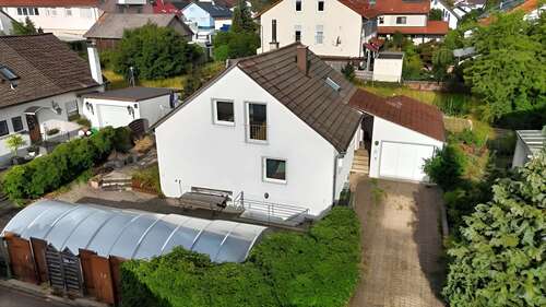 Foto - Haus zum Kaufen in Laichingen 529.000,00 € 104.42 m²