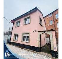 Haus zum Kaufen in Stendal 65.000,00 € 70 m²