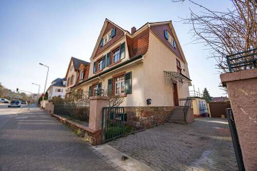 Foto - Haus zum Kaufen in Weinheim 745.000,00 € 150 m²