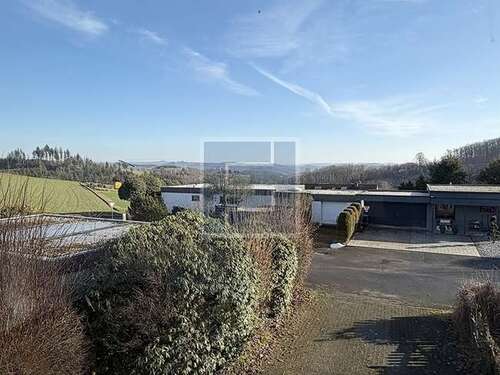 Foto - Haus zum Kaufen in Siegen 390.000,00 € 173.89 m²