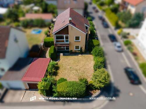 Foto - Haus zum Kaufen in Niederwerrn 325.000,00 € 151 m²