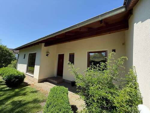 Foto - Haus zum Kaufen in Sulzbach-Rosenberg 530.000,00 € 180 m²