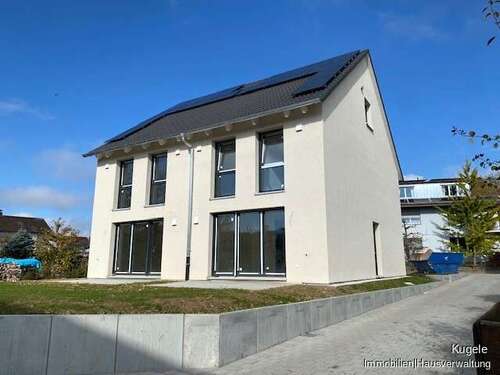 Foto - Haus zum Mieten in Königsbach-Stein 1.810,00 € 124.57 m²