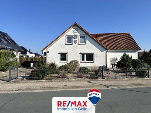 Foto - Haus zum Kaufen in Celle 159.000,00 € 193 m²