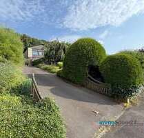 Haus zum Kaufen in Kirchen 298.000,00 € 218 m²