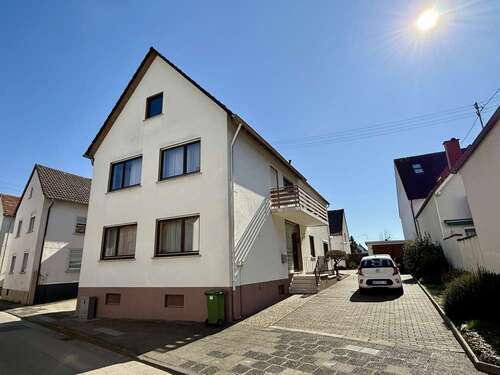 Foto - Haus zum Kaufen in Kuhardt 379.000,00 € 185.83 m²