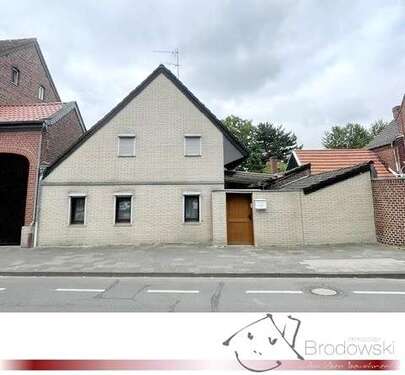 Foto - Haus zum Kaufen in Korschenbroich 98.000,00 € 79 m²
