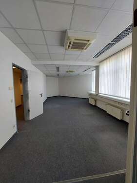 Foto - Büro in Köln 3.795,00 € 583 m² - 3.795,00&nbsp;EUR Kaltmiete, ca.&nbsp; 583,00&nbsp;m&sup2;