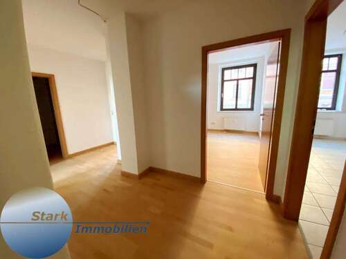 Foto - Wohnung zum Kaufen in Reichenbach 59.000,00 € 81 m²
