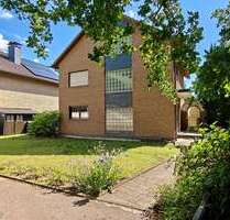 Haus zum Kaufen in Hürth Berrenrath 775.000,00 € 180 m²