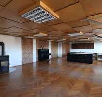 Wohnung zum Mieten in Zwickau 1.000,00 € 152.4 m²