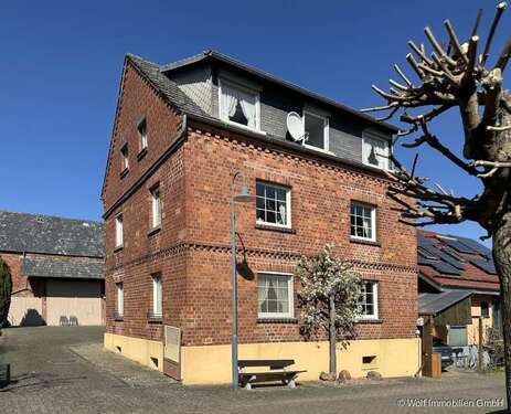 Foto - Haus zum Kaufen in Hünstetten Bechtheim 349.000,00 € 155 m²