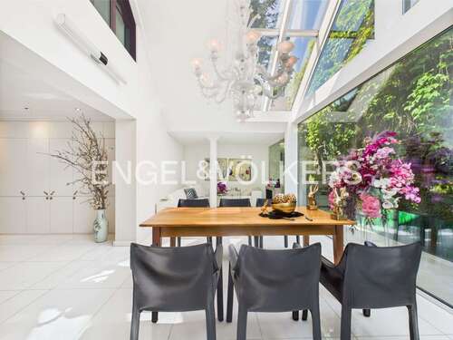 Foto - Haus zum Kaufen in Krefeld 1.200.000,00 € 244 m²