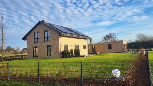 Foto - Haus zum Kaufen in Dobin am See OT Liessow 585.000,00 € 158 m²