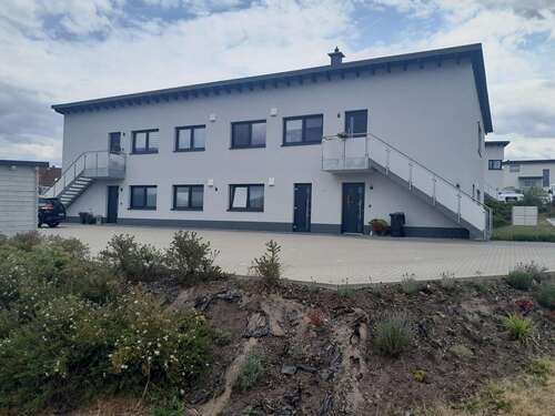 Foto - Wohnung zum Mieten in Grabfeld 661,20 € 83.17 m²