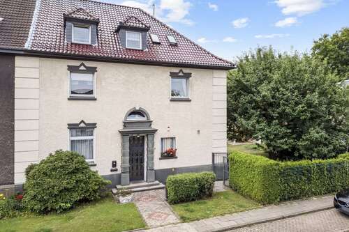 Foto - Haus zum Kaufen in Essen 490.000,00 € 256 m²