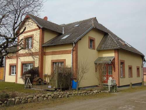 Foto - Wohnung zum Mieten in Penzin 590,00 € 62 m²