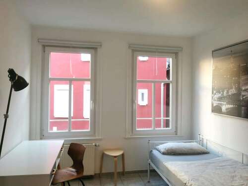 Foto - WG-Zimmer in Stuttgart 690,00 € 15 m²