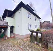 Haus zum Kaufen in Glauchau 395.000,00 € 258.47 m²