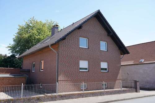 Foto - Wohnung zum Mieten in Lehrte Sievershausen 740,00 € 95 m²