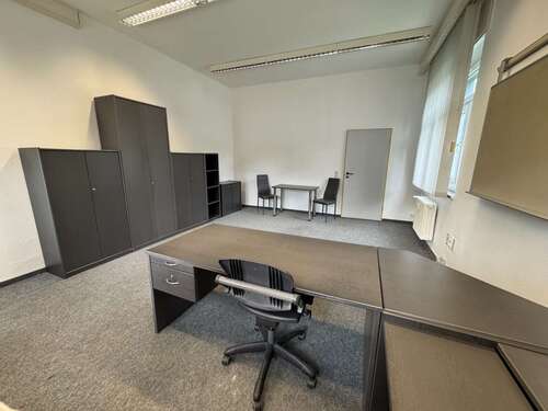Foto - Büro in Zwickau 122,00 € 27 m² - 122,00 EUR Kaltmiete, ca.  27,00 m²