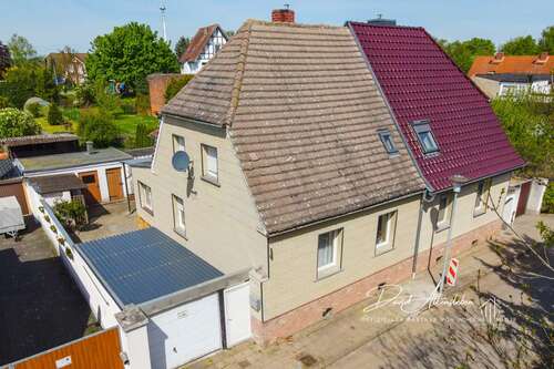 Foto - Haus zum Kaufen in Osterweddingen 140.000,00 € 107.54 m²