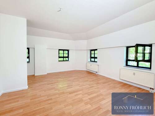 Foto - Wohnung zum Mieten in Glauchau 383,52 € 56.4 m²