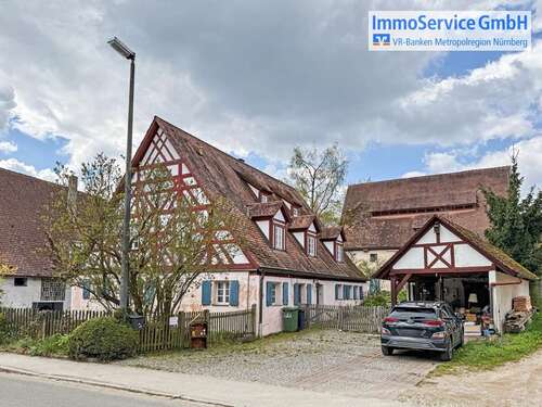 Foto - Haus zum Kaufen in Lauf an der Pegnitz 700.000,00 € 233.66 m²