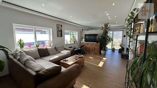 Foto - Haus zum Kaufen in Garching an der Alz 649.000,00 € 203.9 m²
