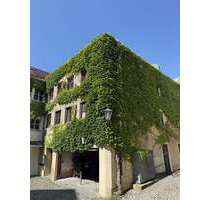 Haus zum Kaufen in Eggenfelden 550.000,00 € 568 m²