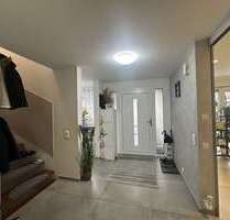 Haus zum Kaufen in Kenzingen 1.495.000,00 € 533 m²