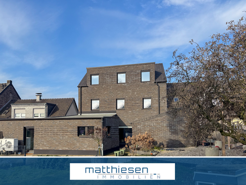 Foto - Haus zum Kaufen in Lobberich 620.000,00 € 245 m²