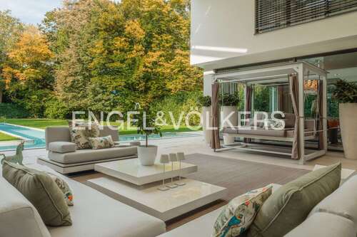 Foto - Haus zum Kaufen in Köln - Rodenkirchen 6.500.000,00 € 700 m²