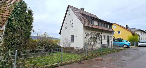 Foto - Haus zum Kaufen in Sachsenheim-Ochsenbach 350.000,00 € 130 m²