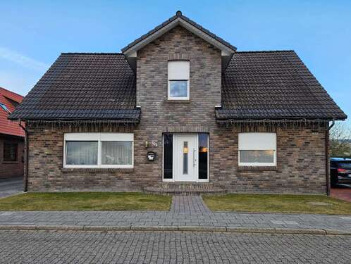 Foto - Haus zum Kaufen in Papenburg 269.000,00 € 211 m²