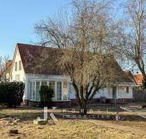 Haus zum Kaufen in Hoyerswerda 136.800,00 € 171 m²