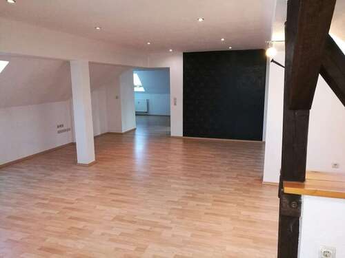 Foto - Wohnung zum Mieten in Steinbach-Hallenberg 355,00 € 67 m²