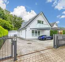 Haus zum Kaufen in Hamburg Wellingsbüttel 1.390.000,00 € 236 m² - Hamburg / Wellingsbüttel