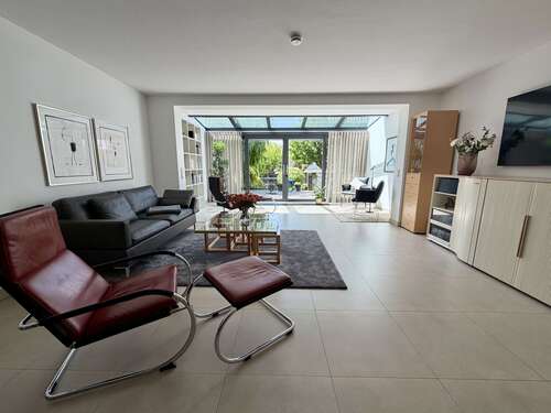 Foto - Haus zum Kaufen in Neu-Isenburg 730.000,00 € 182 m²