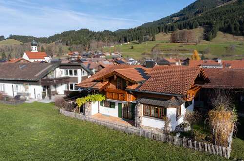 Foto - Haus zum Kaufen in Oberstdorf Schöllang 1.280.000,00 € 117.05 m²