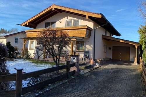 Foto - Haus zum Mieten in Riedering 1.800,00 € 180 m²