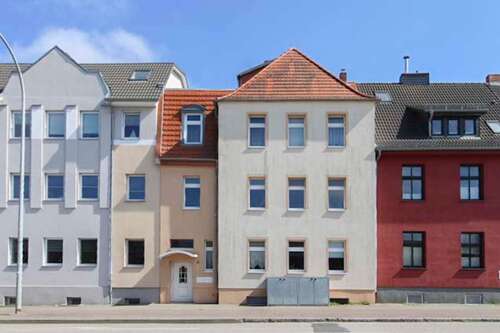 Foto - Haus zum Kaufen in Stralsund 359.000,00 € 222.09 m²
