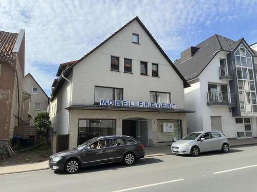 Foto - Haus zum Kaufen in Bad Pyrmont 269.500,00 € 295 m²
